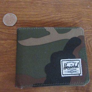 Herschel wallet unused camo pattern